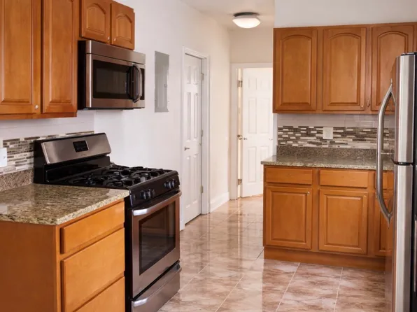 753 Broadway APT 11, Kingston, NY 12401