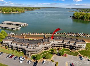 7831 Spinnaker Bay Dr, Sherrills Ford, NC 28673