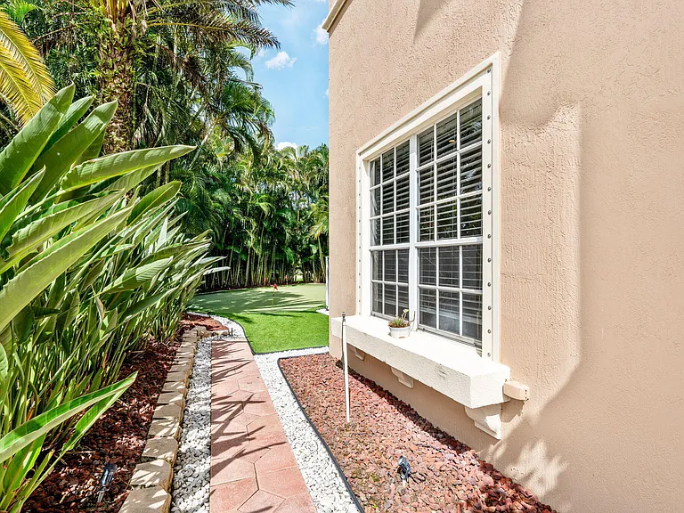 12442 Equine Ln — Photo 68