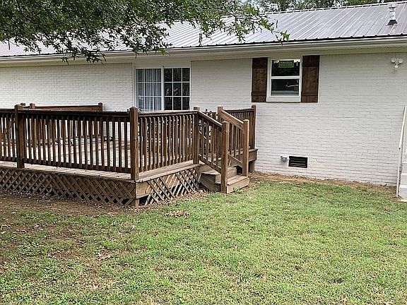 3rd image of 66 Maple Cir