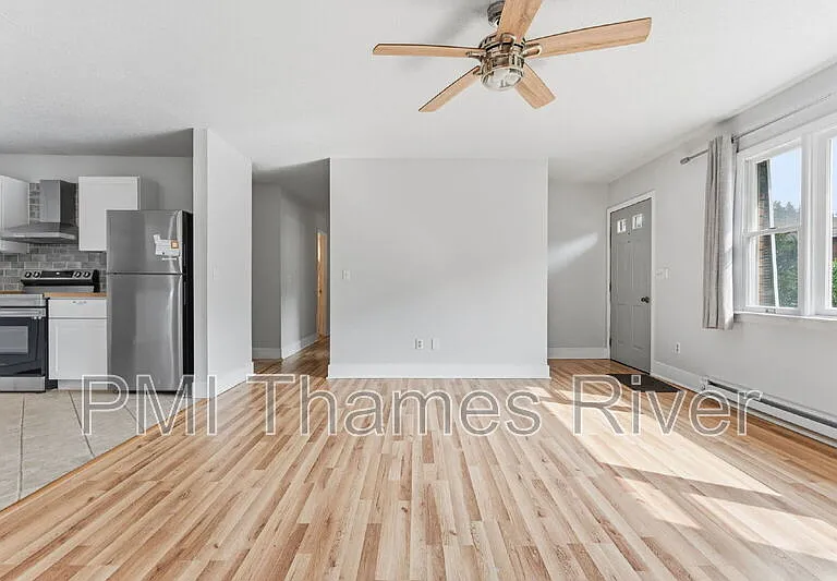 33 Lodus Ct — Photo 2
