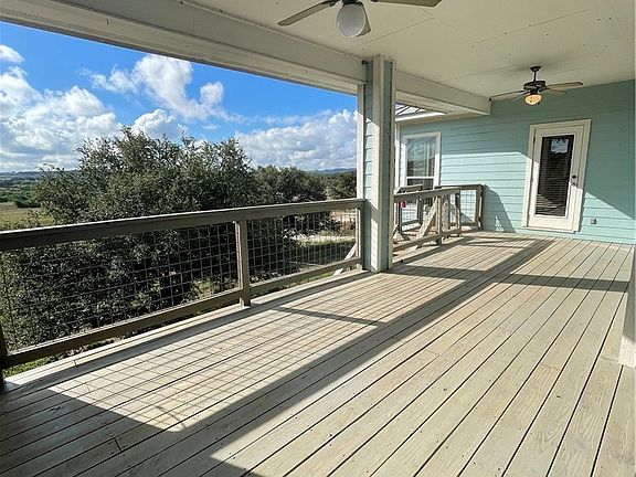 2nd image of 1489 Lavaca