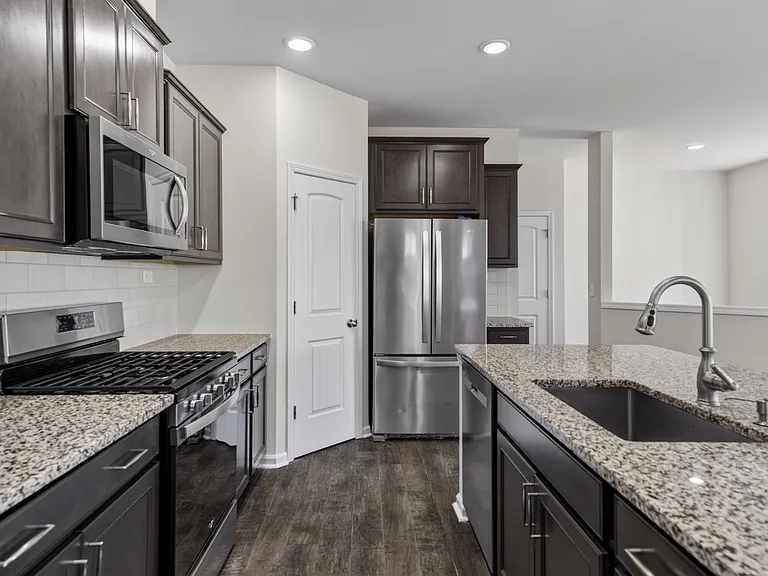 240 Tilth St — Photo 28