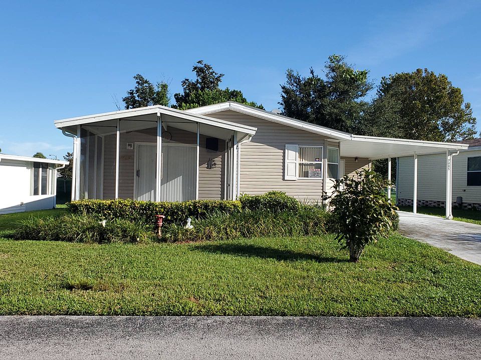 1st image of 7085 W Lincolnshire Dr