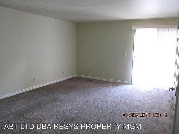 4th image of 4421 Alexis Dr Unit 434