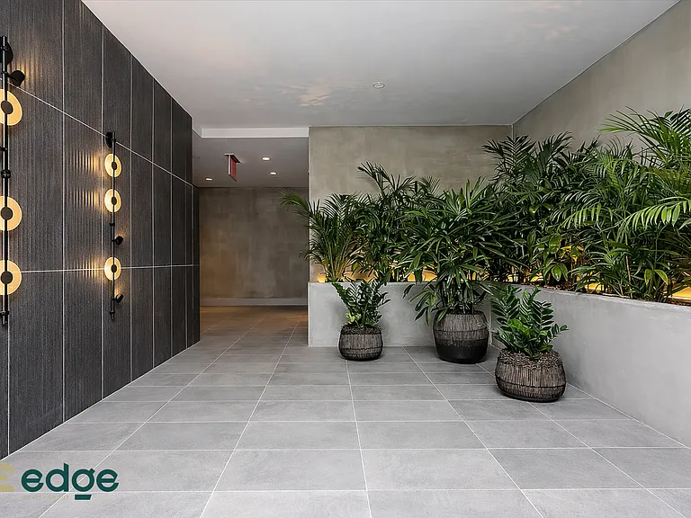 169 Graham Ave #402 — Photo 8