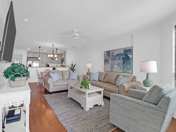 8000 Palmetto Dr APT 104-A, Isle Of Palms, SC 29451
