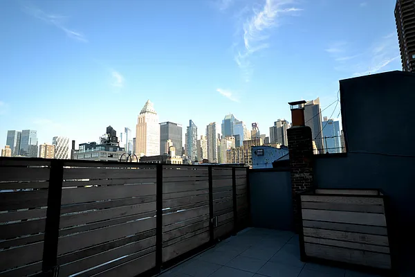 Rented by Bold New York | media 26