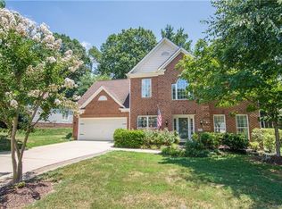 7330 Ridgefield Dr, Charlotte, NC 28269