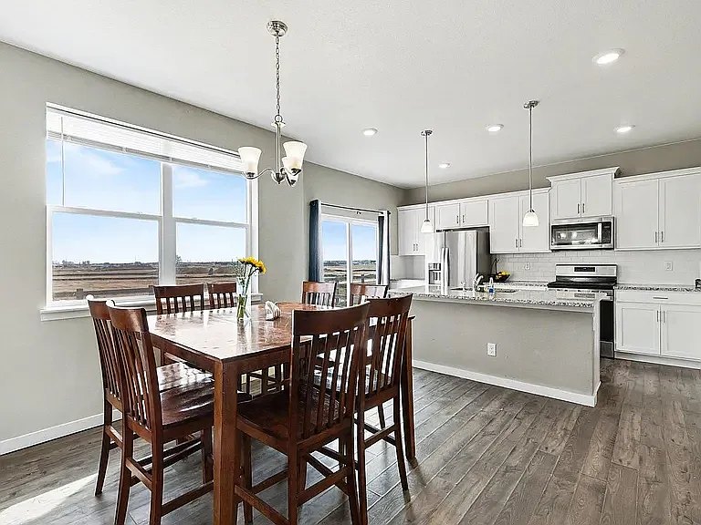 4327 Fox Grove Dr — Photo 4