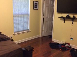 1115 Stonehenge Ln, Charlotte, NC 28216