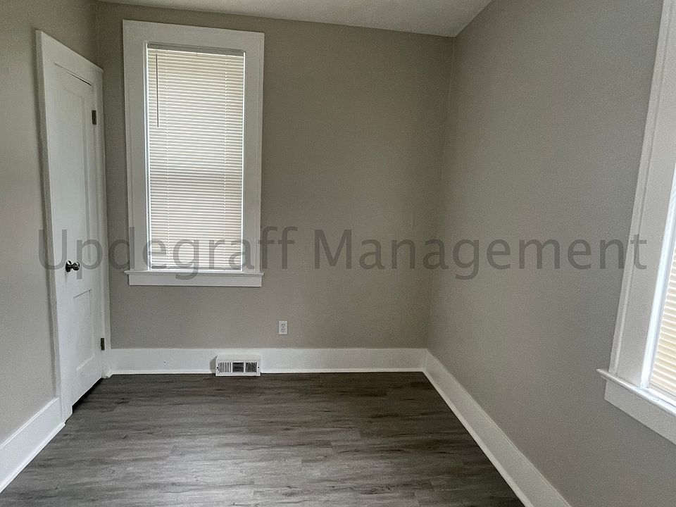 816 S Goodman St Rochester NY Zillow