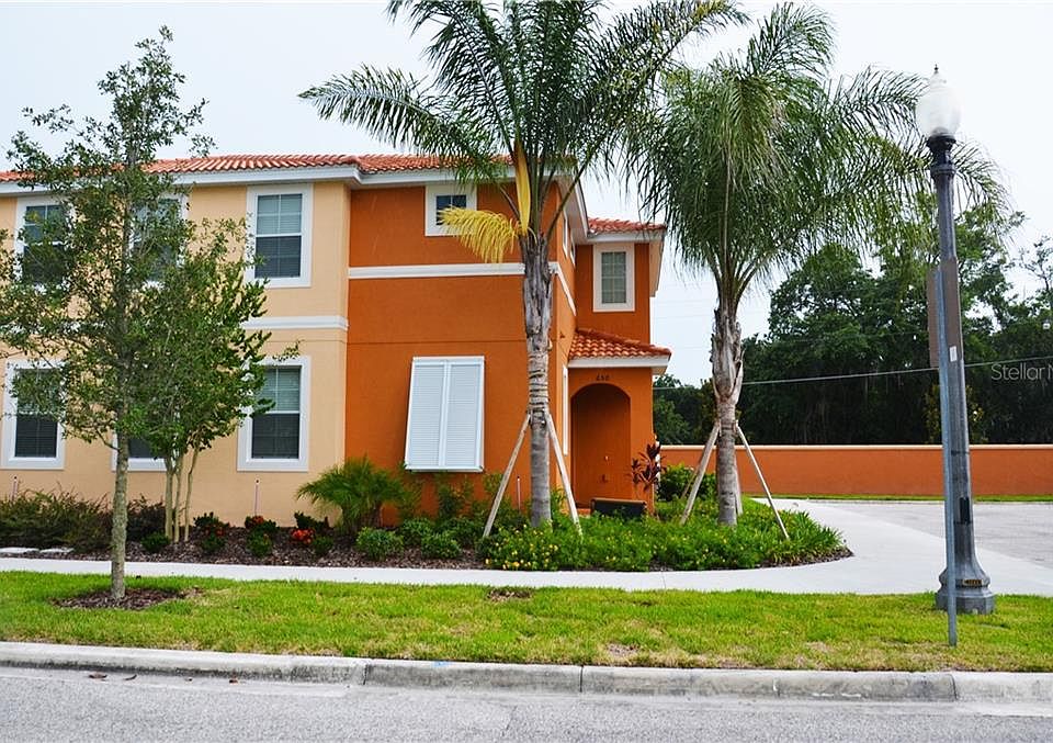 1st image of 650 Las Fuentes Dr