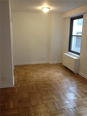 Rented by Kian Realty | media 28