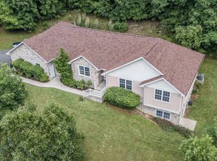 143 Thistledown Ln, Morgantown, WV