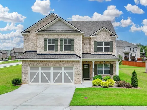 2090 Harvester Ln, Buford, GA 30518