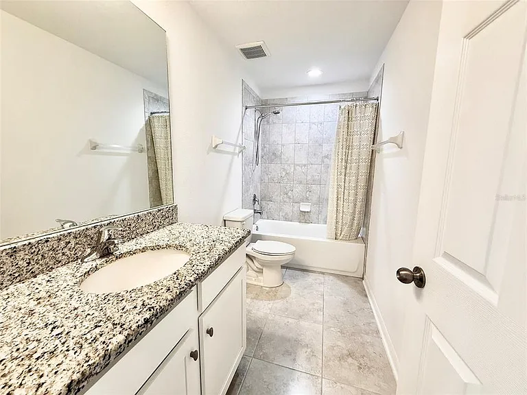 12189 Nouveau Ave — Photo 33