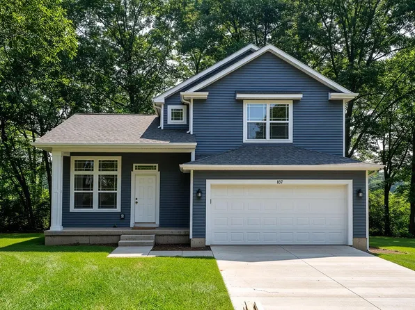 15317 Sherwood Ln, Lansing, MI 48906