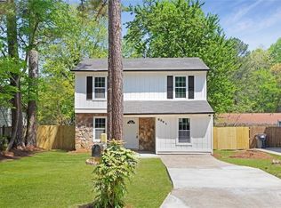 6891 Hickory Log Rd, Austell, GA 30168