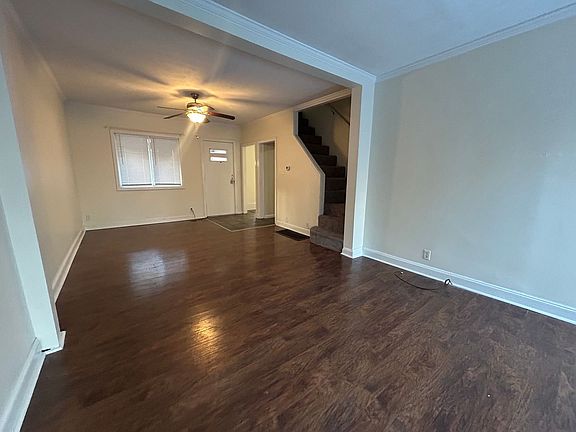 3rd image of 243 W Pine St