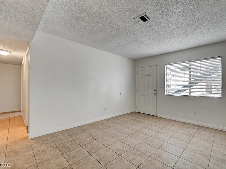 1832 Goldfield St #1 — Photo 15