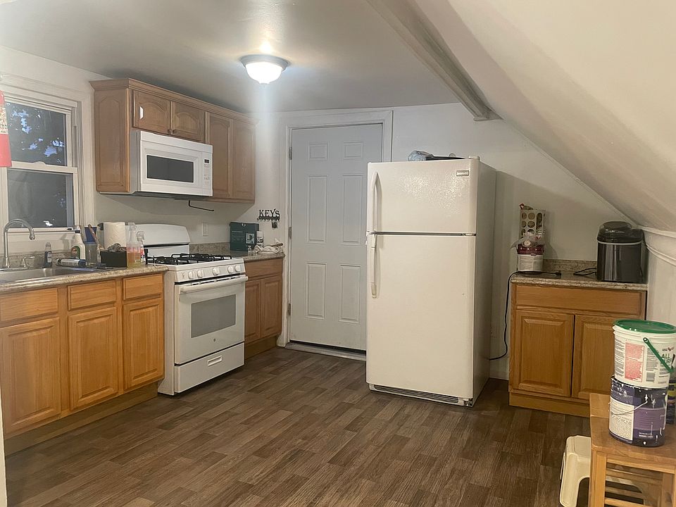 Kitchen facing the entry way