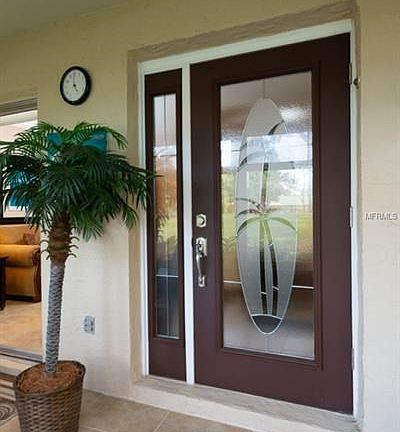 New Decorative Entry Door in the Lanai