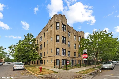 3606 W Dickens Ave #2W Photo 1