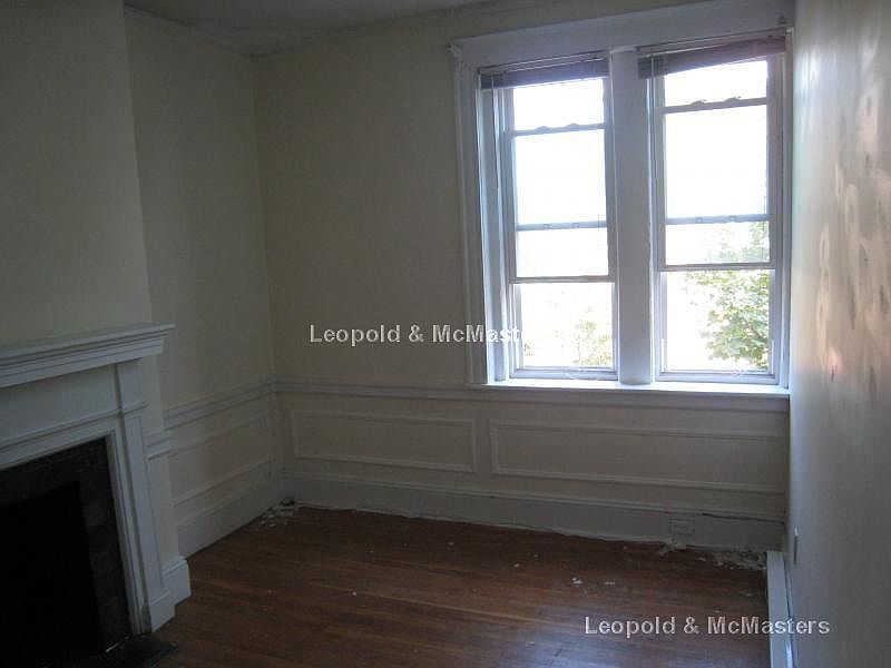1st image of 68 Egmont St APT 2B