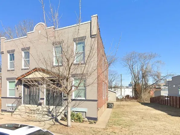 2811 Hickory St, Saint Louis, MO 63104