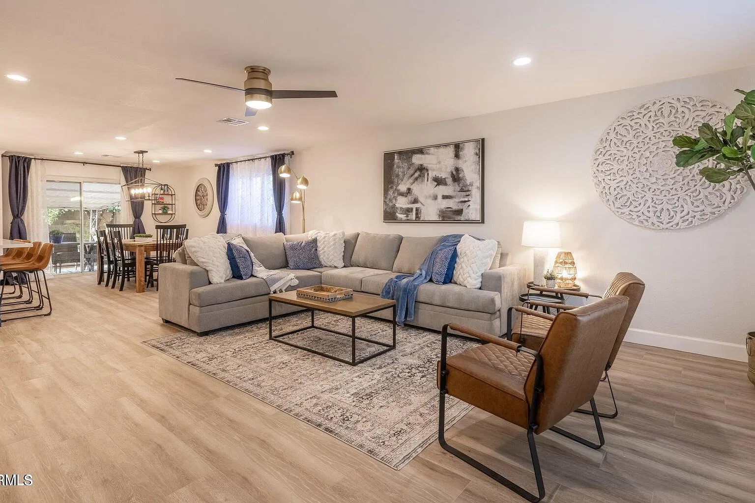 3 bed, 2.5 bath, $3,600 — Photo 2