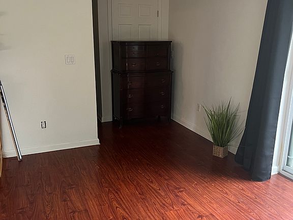 5th image of 215 N Camino Alto #2