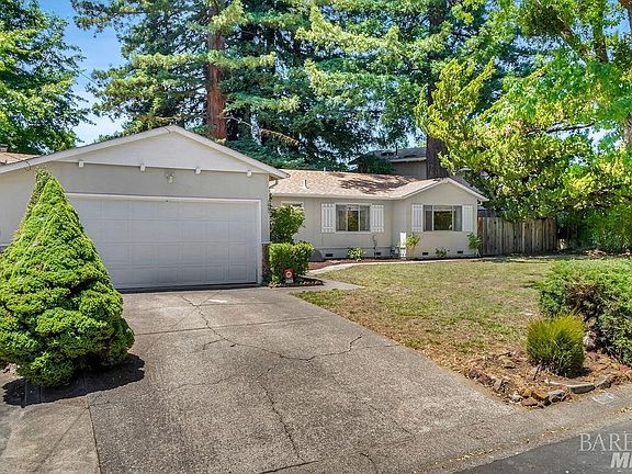 5th image of 1047 Vassar Drive