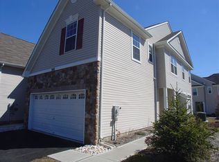 265 Concord Pl, Pennington, NJ 08534