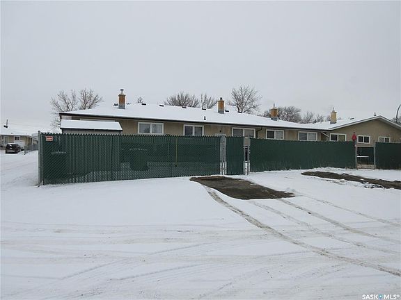 5th image of 182 Rothwell CRESCENT