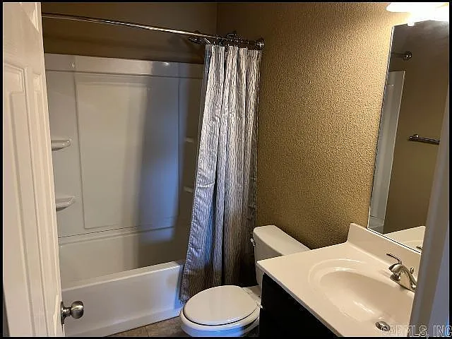 11300 Denton Rd — Photo 11
