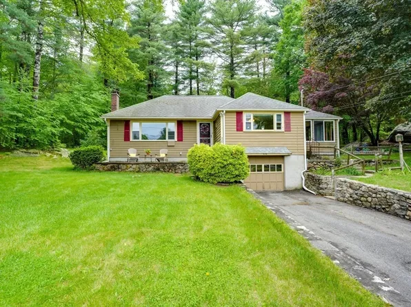 339 South St, Holliston, MA 01746