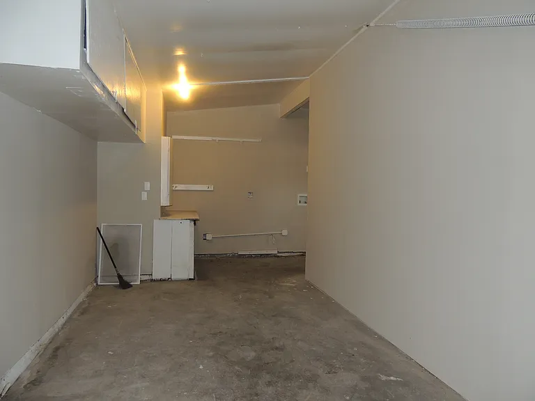6552 E 27th Pl — Photo 24