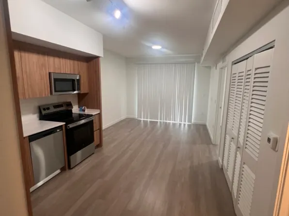 16157 NW 6th Ave #109, Miami, FL 33162