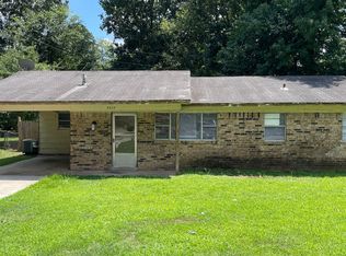 8215 Spanish Rd, Little Rock, AR 72209