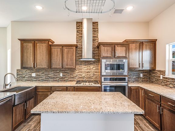 3rd image of 12024 Mesquite River Dr