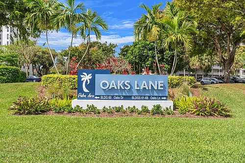 545 Oaks Ln #501 Photo 1