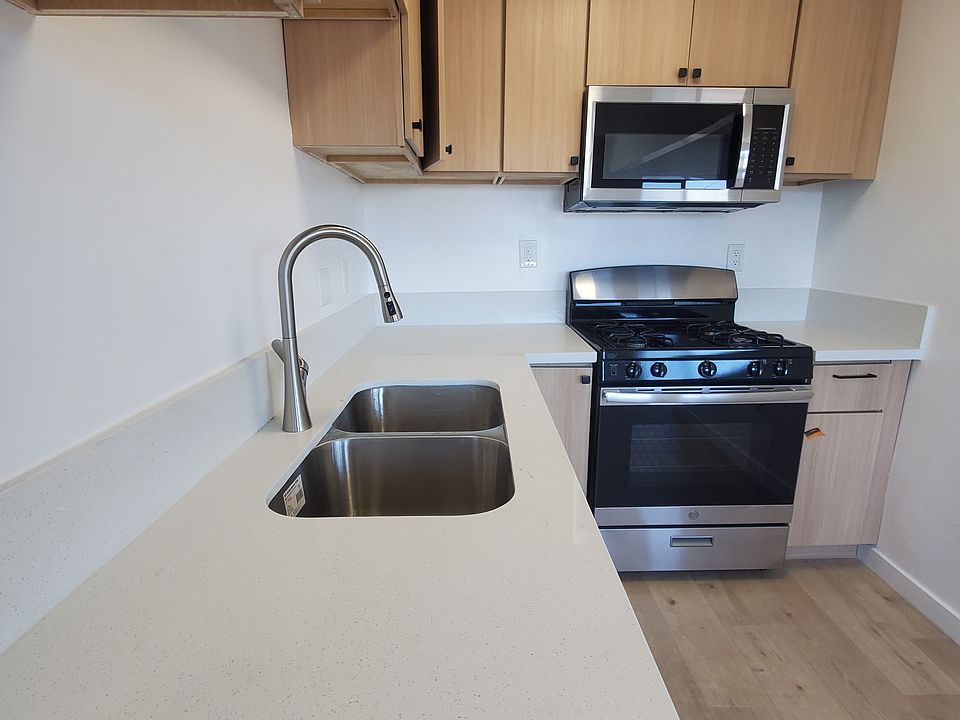 1st image of 9328 Elizabeth Ave #G