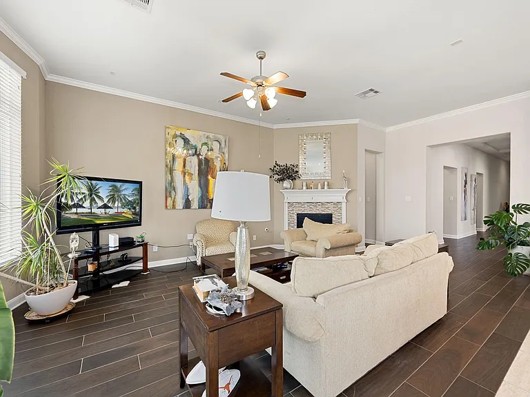 25819 Oakwood Knoll Dr — Photo 4