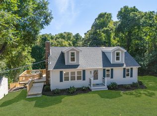 10 Surrey Dr, Eastham, MA 02642