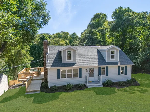 10 Surrey Drive, Eastham, MA 02642