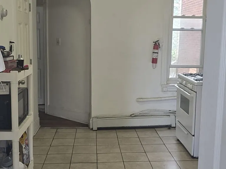 741 Jackson St #2 — Photo 2