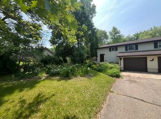 W7565 Patchin Rd, Pardeeville, WI 53954