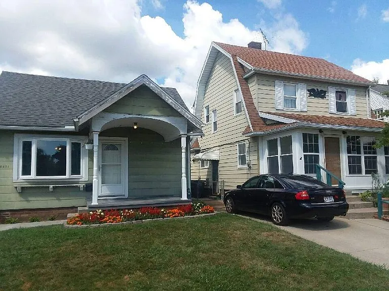 4401 Walker Ave — Photo 1