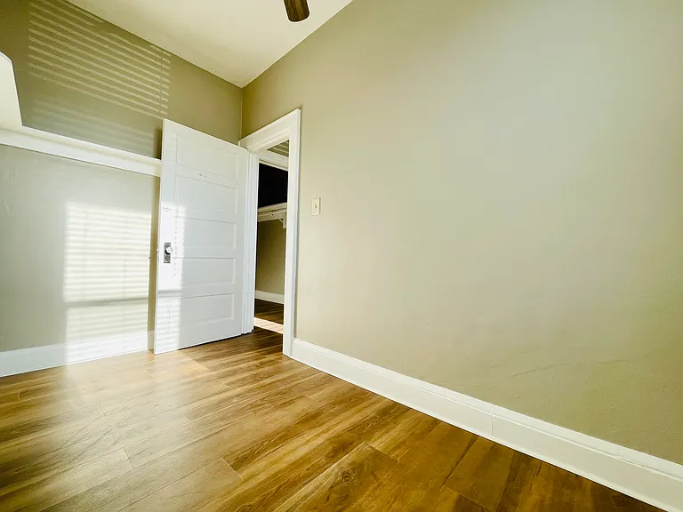 311 S Grandview Ave #4 — Photo 6